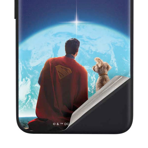 Superman 2025 Superman & Krypto watch the Earth Google Pixel 4a Skin